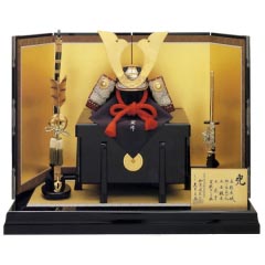 五月人形: 加藤峻厳作　黒小札　正絹羽二重赤糸縅1/2兜　久月監製