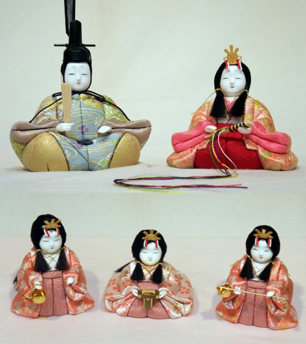 一秀作木目込み飾り　五人飾り（安土雛　1-5号・桐収納）