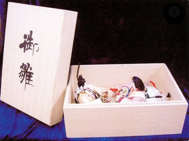 雛人形お買い上げ特典　桐箱 | 雛人形　丸富