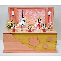 一秀作　雛人形　収納飾り　五人飾（20号・金彩・桐収納）　【C-116】