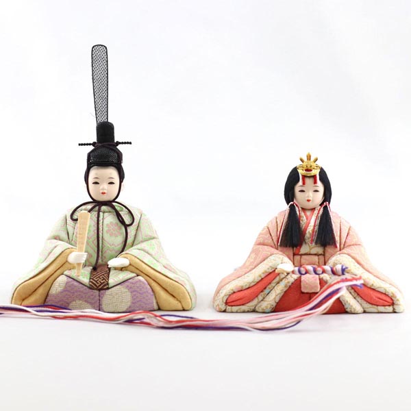 雛人形 一秀 さくらさくら 親王飾り 透かし麻の葉模様 木製 円形 三日月形飾り台 (小) 詳細画像 一秀 雛人形 さくらさくら 親王飾り 透かし麻の葉模様 木製 円形 三日月形飾り台 (小) 詳細画像