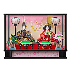 雛人形: 花扇 三五 親王飾り 金襴仕立 黒塗り　幕板付 オルゴール付き ガラスケース飾り