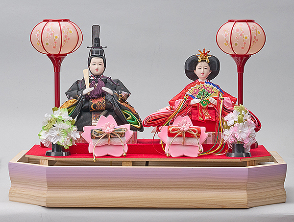 藤翁　 雛人形　彩乃 豆親王 紫 六角Ｗオークボカシ 刺繍バック アクリルケース飾り　詳細画像