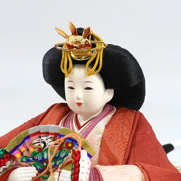 柴田家千代　 雛人形　柴田家千代作 葵 かすみ桜刺繍 青緑/朱 柳親王 裾短衣裳着 黒塗り桜柄 円形飾り台 平飾り　詳細画像