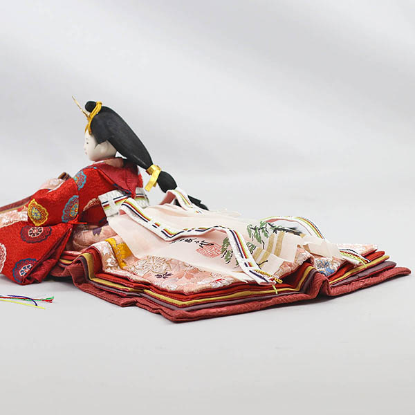 柴田家千代　 雛人形　柴田家千代作 葵 有職 向鶴丸文 黒/赤 柳親王 裾長衣装着 金屏風 黒塗り 収納飾り　詳細画像