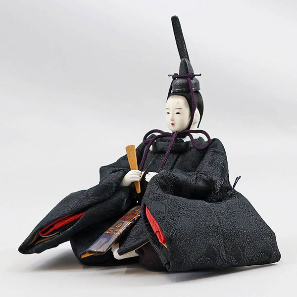 柴田家千代　 雛人形　柴田家千代作 葵 有職 向鶴丸文 黒/赤 柳親王 裾長衣装着 金屏風 黒塗り 収納飾り　詳細画像