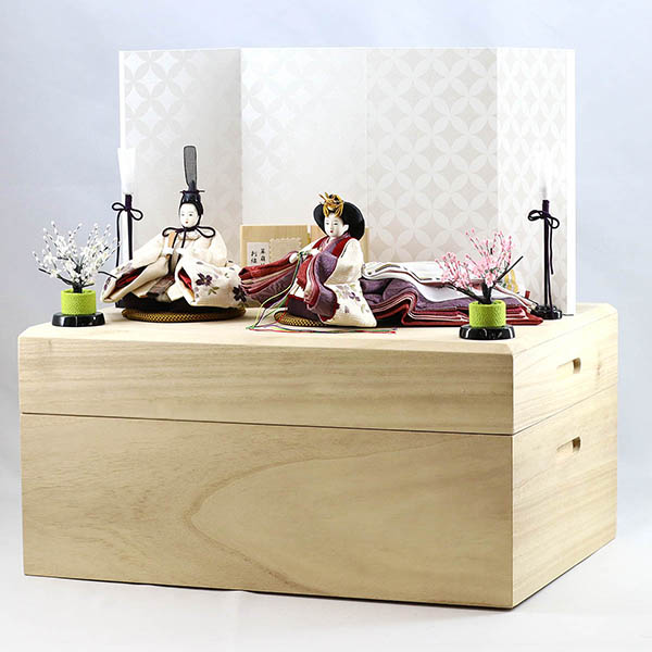 雛人形 柴田家千代 柴田家千代作 葵 算崩地紋 刺繍桜ちらし 白紫 柳親王 裾長衣装着 白色七宝文様屏風 桐製収納飾り 詳細画像 柴田家千代 雛人形 柴田家千代作 葵 算崩地紋 刺繍桜ちらし 白紫 柳親王 裾長衣装着 白色七宝文様屏風 桐製収納飾り 詳細画像