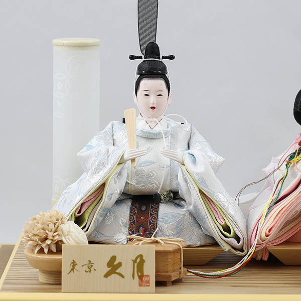 久月　 雛人形　久月 衣裳着 フラワーアート ケース入り 親王飾り 小芥子親王 白木 木目 アクリルケース飾り　詳細画像
