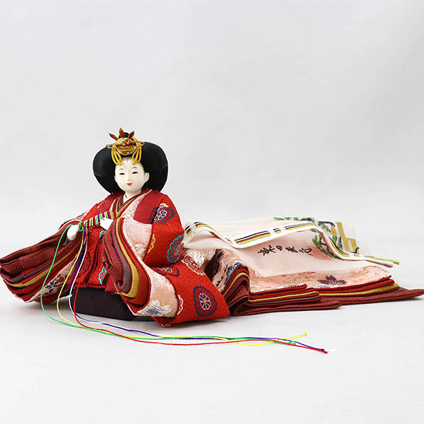 柴田家千代　 雛人形　柴田家千代作 葵 有職 向鶴丸文 黒/赤 柳親王 裾長衣装着 紅白梅 扇面松文様屏風 タモ材 木製収納箱 収納飾り　詳細画像