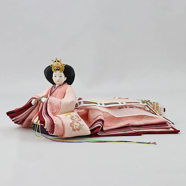 柴田家千代　 雛人形　柴田家千代作 葵 流水桜刺繍 ピンク 柳親王 裾長衣裳着 紅白梅 扇面松文様屏風 タモ材 木製収納箱 収納飾り　詳細画像