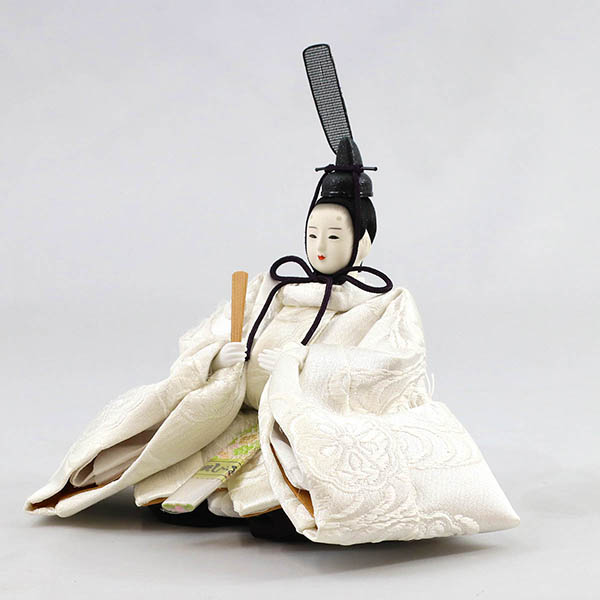 柴田家千代　 雛人形　柴田家千代作 葵 流水に木瓜文 白無垢風 柳親王 裾長衣装着 紅白梅 扇面松文様屏風 タモ材 木製飾り台 平飾り　詳細画像