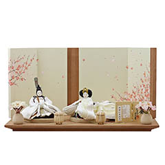 柴田家千代作 葵 流水に木瓜文 白無垢風 柳親王 裾長衣装着 艶消し木製飾り台 LED照明付き屏風