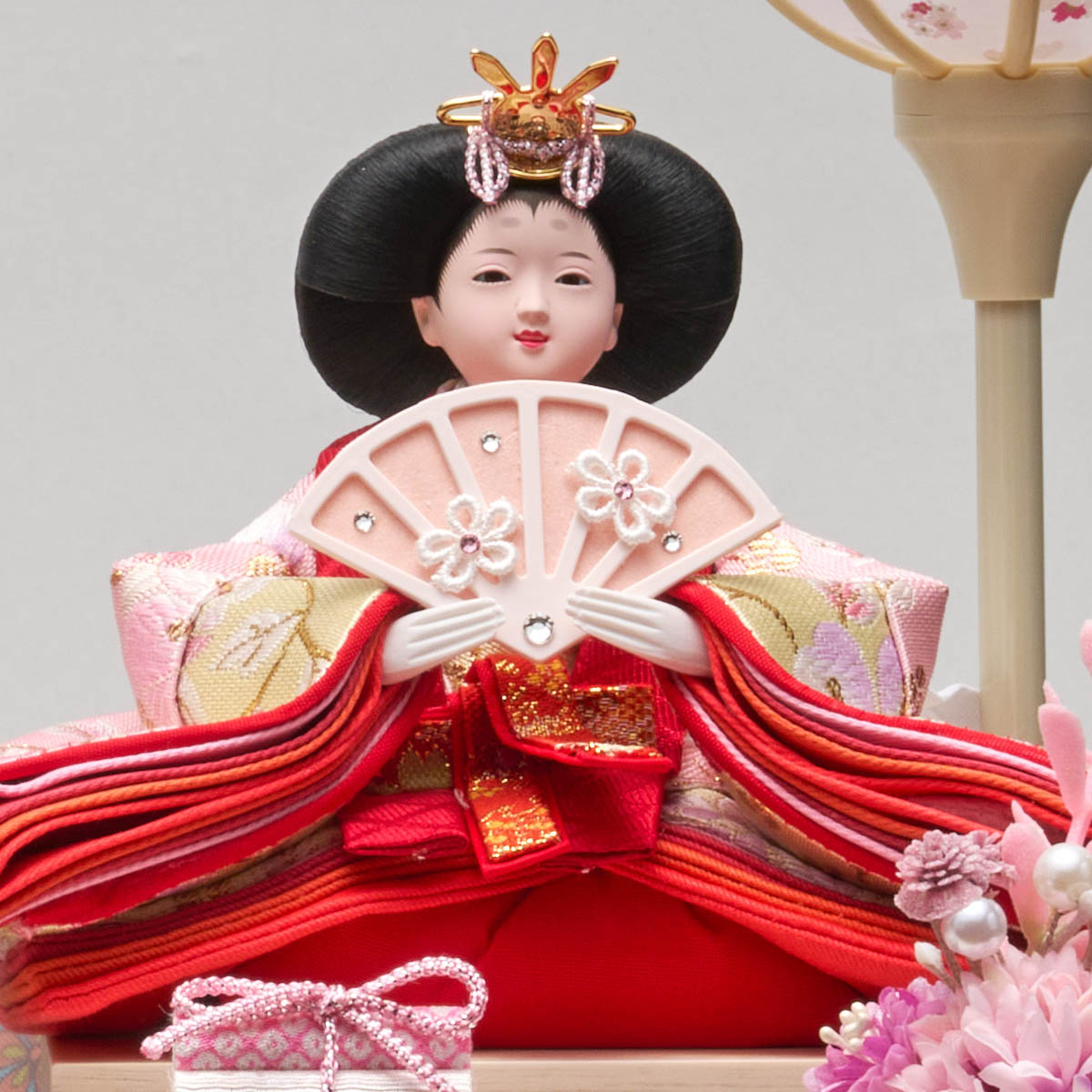 藤翁　 雛人形　まのん 豆親王飾り 白木 木目 六角 ホワイトオーク 刺繍バック アクリルケース　詳細画像