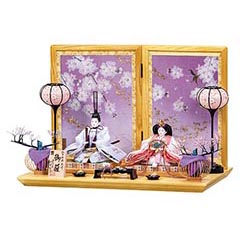 雛人形: 横山一彦作 桜花 小三五親王揃 天竜杉 押し花屏風 親王飾り