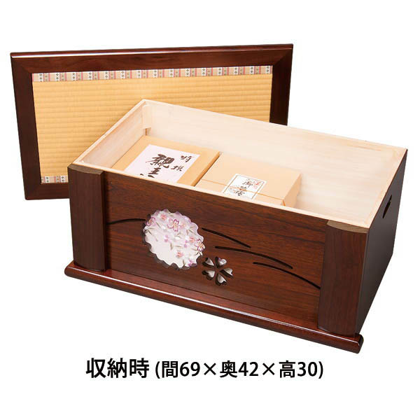 雛人形 平安豊久 平安豊久作 あまね 小三五親王 家具調 木目 桜刺繍台屏風 収納飾り 詳細画像 平安豊久 雛人形 平安豊久作 あまね 小三五親王 家具調 木目 桜刺繍台屏風 収納飾り 詳細画像
