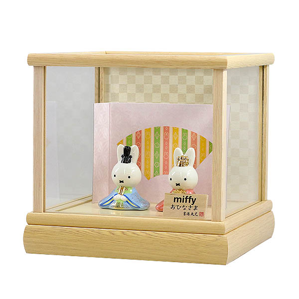 吉徳　 雛人形　miffy  ミッフィー 磁器 ひな人形 うさこ 親王飾り ホワイトオーク材 市松文様バック ガラスケース　詳細画像