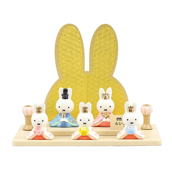 吉徳　 雛人形　miffy  ミッフィー 磁器 ひな人形 うさこ 親王 官女 五人飾り 白アイボリー塗り 鞠二連つるし付き 円形 丸型アクリルケース　詳細画像