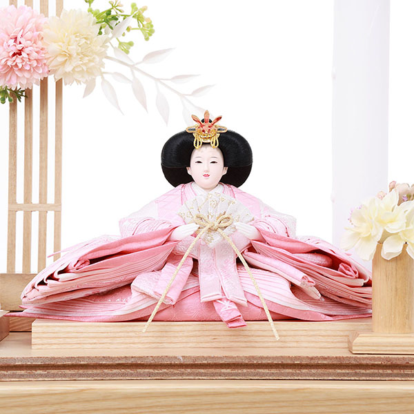 雛人形 フジキ 優香作 衣裳着 京十二番親王 アレンジフラワー 白木 木目 アクリルケース飾り 詳細画像 フジキ 雛人形 優香作 衣裳着 京十二番親王 アレンジフラワー 白木 木目 アクリルケース飾り 詳細画像