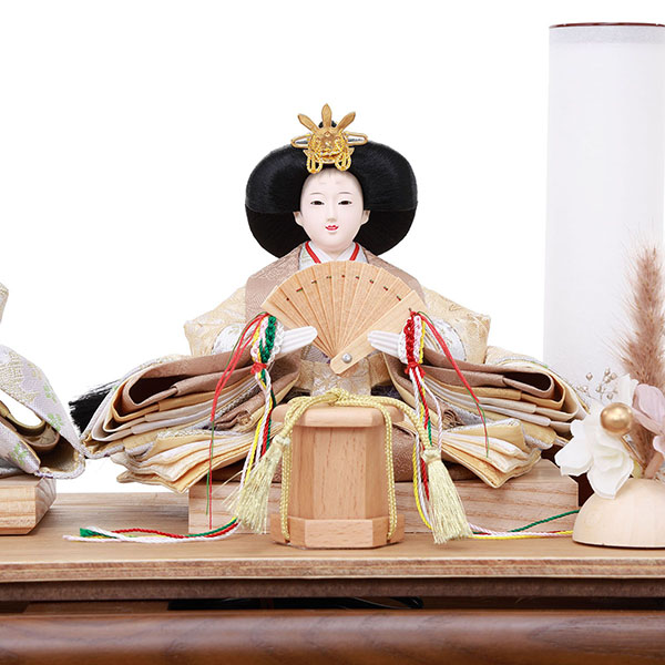 雛人形 フジキ 絃 ito 小芥子親王 アレンジフラワー 白木 木目 アクリルケース飾り 詳細画像 フジキ 雛人形 絃 ito 小芥子親王 アレンジフラワー 白木 木目 アクリルケース飾り 詳細画像