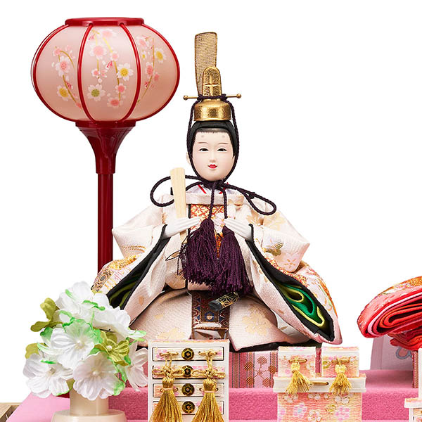 藤翁　 雛人形　彩乃 豆親王飾り 桃 白木 木目 六角 ホワイトオークボカシ 刺繍バック アクリルケース オルゴール付き　詳細画像