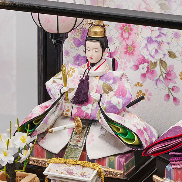 雛人形 藤翁 胡蝶 三五親王飾り 白 六角金ボカシ アクリルケース 詳細画像 藤翁 雛人形 胡蝶 三五親王飾り 白 六角金ボカシ アクリルケース 詳細画像