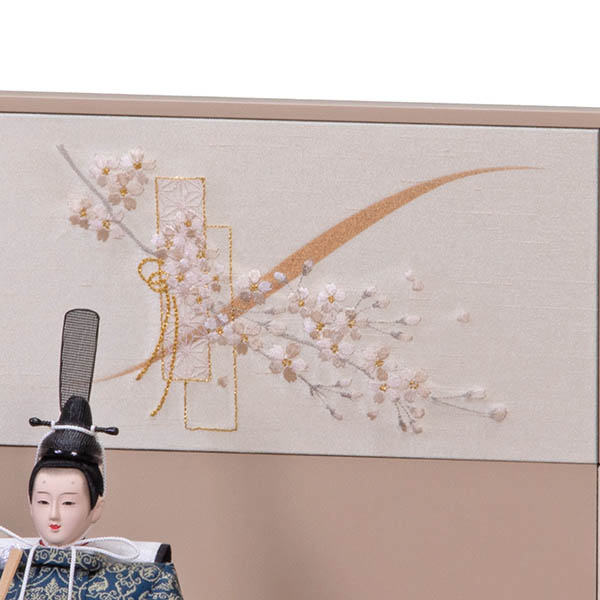 雛人形 平安豊久 ゆか 芥子親王 平飾り モカ 二曲刺繍屏風 詳細画像 平安豊久 雛人形 ゆか 芥子親王 平飾り モカ 二曲刺繍屏風 詳細画像