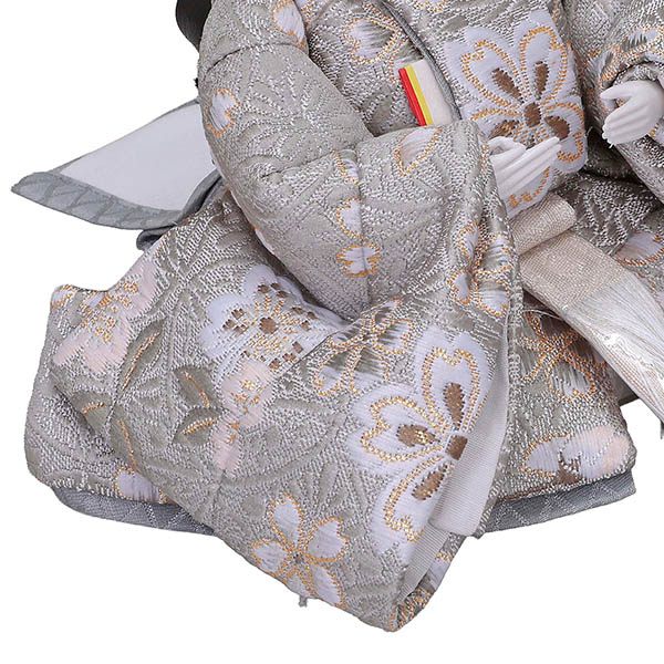 平安豊久　 雛人形　さな 芥子親王 平飾り モカ 刺繍雪輪桜屏風　詳細画像