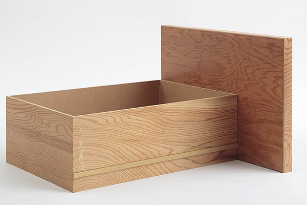 雛人形 久月 着付 光園 銘木 屋久杉 衣裳着 柳親王 収納親王飾り 詳細画像 久月 雛人形 着付 光園 銘木 屋久杉 衣裳着 柳親王 収納親王飾り 詳細画像