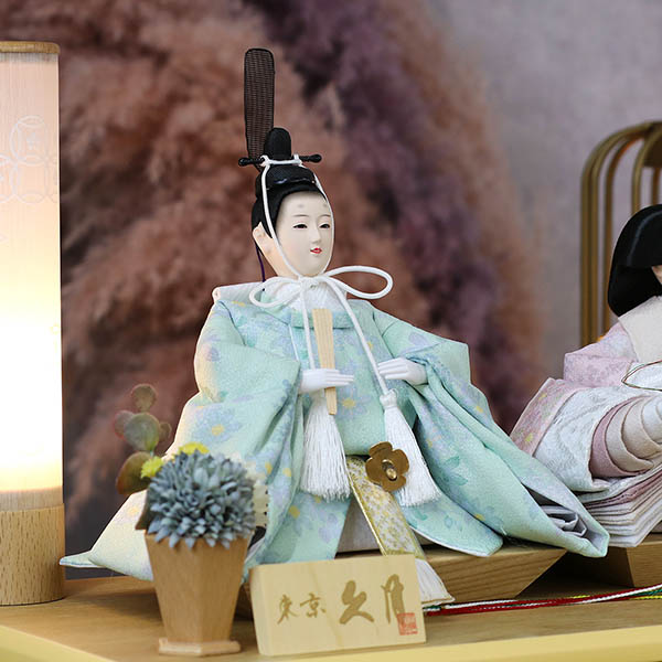 久月　 雛人形　久月 衣裳着 ケース入り 親王飾り 芥子親王 白木 木目 つまみ細工 アクリルケース飾り　詳細画像