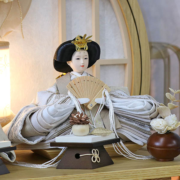 雛人形 | 雛人形、五月人形、こいのぼり、盆提灯のことなら「人形の