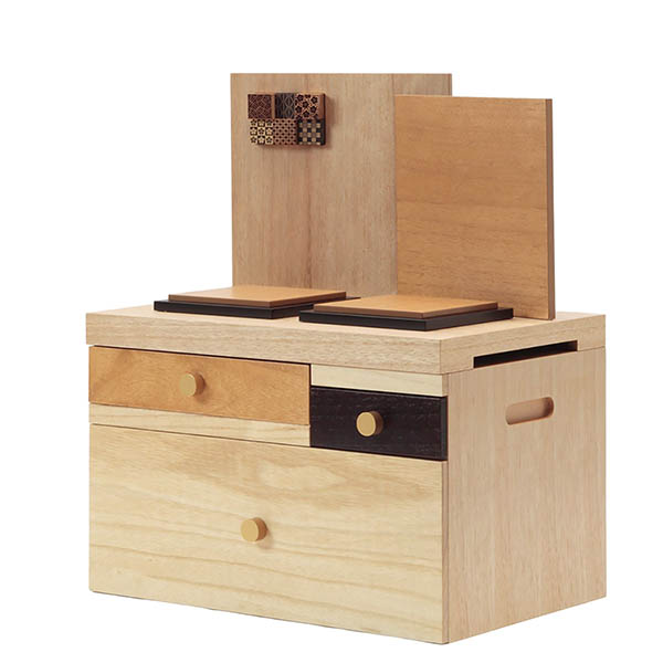 雛人形 久月 幸一光作 正絹 ひかり雛 木目込み 親王 官女 五人 収納飾り 詳細画像 久月 雛人形 幸一光作 正絹 ひかり雛 木目込み 親王 官女 五人 収納飾り 詳細画像