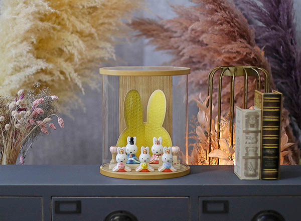 吉徳　 雛人形　miffy  ミッフィー 磁器 ひな人形 うさこ 親王 官女 五人飾り タモ 白木 まどか 円形 筒型 アクリルケース　詳細画像
