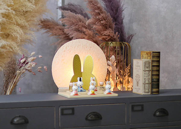 吉徳　 雛人形　miffy  ミッフィー 磁器 ひな人形 うさこ 親王 官女 五人飾り 円形 丸型 LED照明付き 満月繭屏風　詳細画像