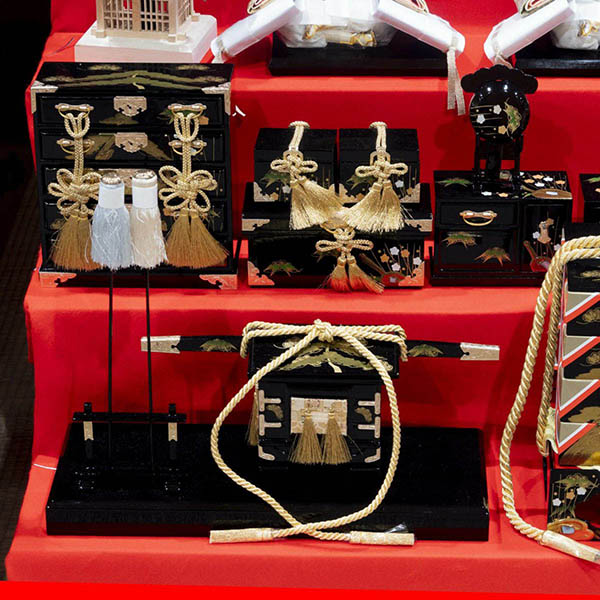 吉徳　 雛人形　正絹 十番親王 三五 十五人揃い 福寿雛 緋毛氈　詳細画像