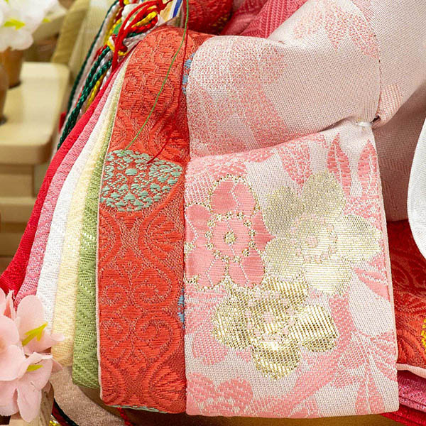 雛人形 吉徳 小三五親王 春彩 LEDライト付き アクリルケース飾り 詳細画像 吉徳 雛人形 小三五親王 春彩 LEDライト付き アクリルケース飾り 詳細画像