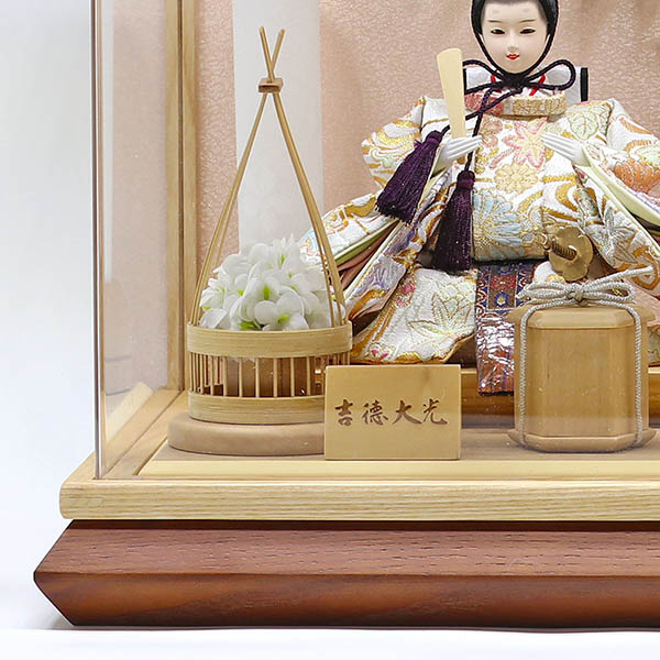 吉徳　 雛人形　白木 木目 花飾り アクリルケース入り 親王飾り　詳細画像