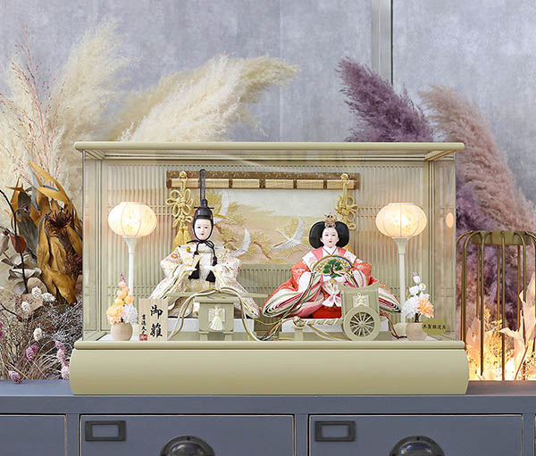 吉徳　 雛人形　モカ塗り アクリルケース入り 小三五 親王飾り　詳細画像