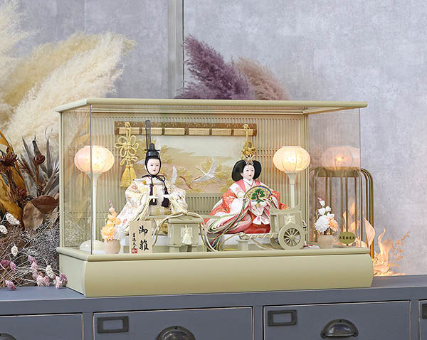 吉徳　 雛人形　モカ塗り アクリルケース入り 小三五 親王飾り　詳細画像