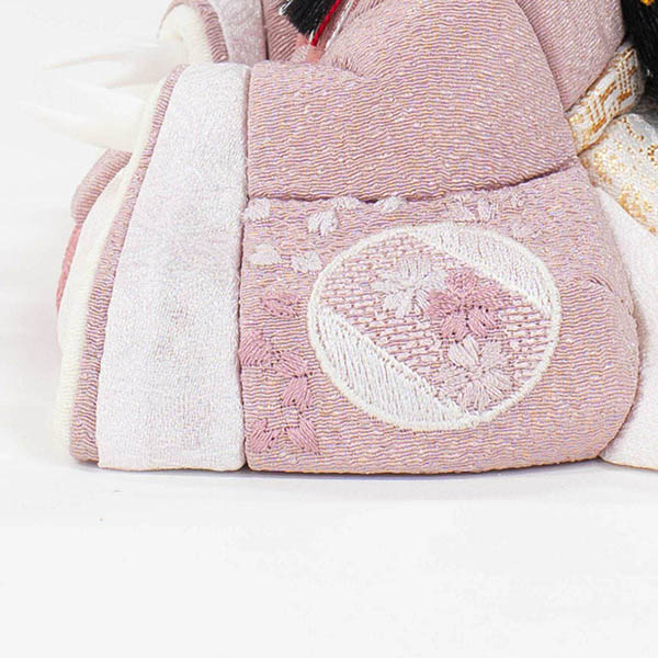 雛人形 吉徳 一秀作 木目込親王飾り 花ひいな 詳細画像 吉徳 雛人形 一秀作 木目込親王飾り 花ひいな 詳細画像