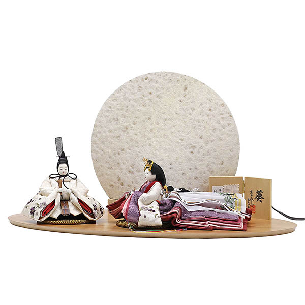 柴田家千代　 雛人形　柴田家千代作 葵 算崩地紋 刺繍桜ちらし 白紫 柳親王 裾長衣装着 円形 丸型 LED照明付き 満月繭屏風 桜 突板 楕円形飾り台 平飾り　詳細画像