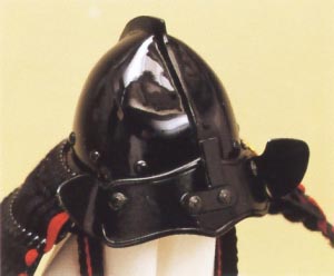 久月作　ワダエミ監修　王者之兜10号　正絹黒糸縅　越前手漉和紙三曲墨絵屏風飾り　宗光監製