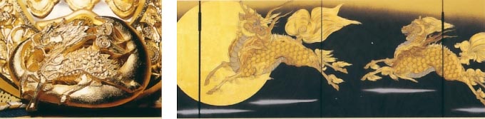 久月作　麒麟児之兜　正絹朱糸縅18号　麒麟児屏風飾り　利光監製