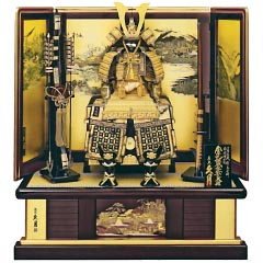 五月人形: 久月　金箔押小札　正絹緋縅15号大鎧　高雄秋景桐枠屏風飾り
