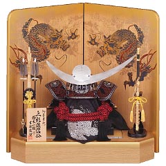 五月人形: 着用兜25号二曲屏風飾り　双龍