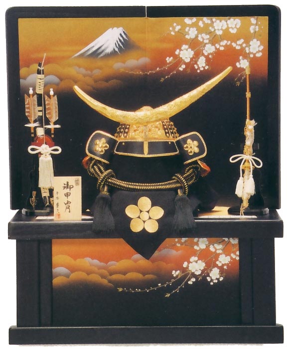 五月人形　収納箱飾り　収納着用金龍　着用兜２５号収納箱飾り
