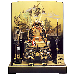 五月人形: 久月作　四神　正絹緋糸褄取縅10号大鎧　四神山水二曲屏風飾り　利光監製　【29332】
