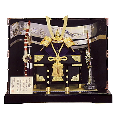 平安光雲作　京製　兜15号平飾り　純金箔押小札　正絹糸縅　純金鍍金銅金物　白檀仕上　【62-204】