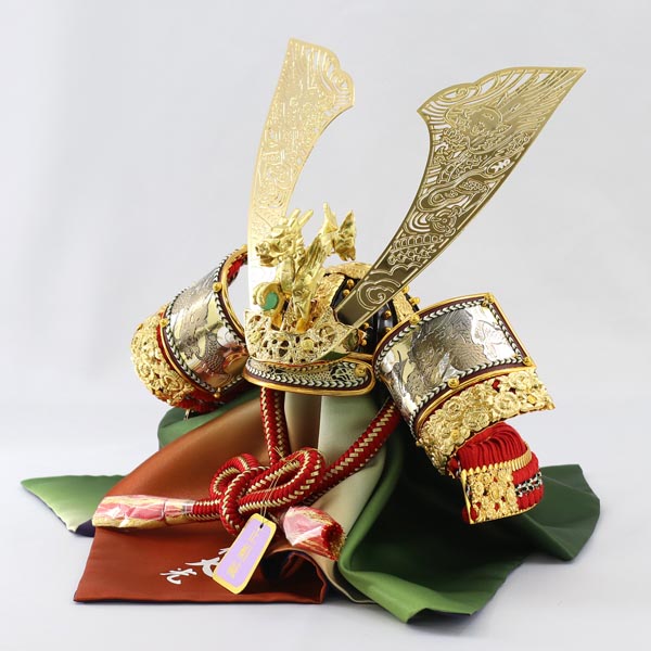 五月人形 吉徳 飛龍之兜 収納飾り 詳細画像 吉徳 五月人形 飛龍之兜 収納飾り 詳細画像