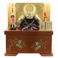 五月人形: 色々縅 兜 大御所収納飾り 【015S63552】