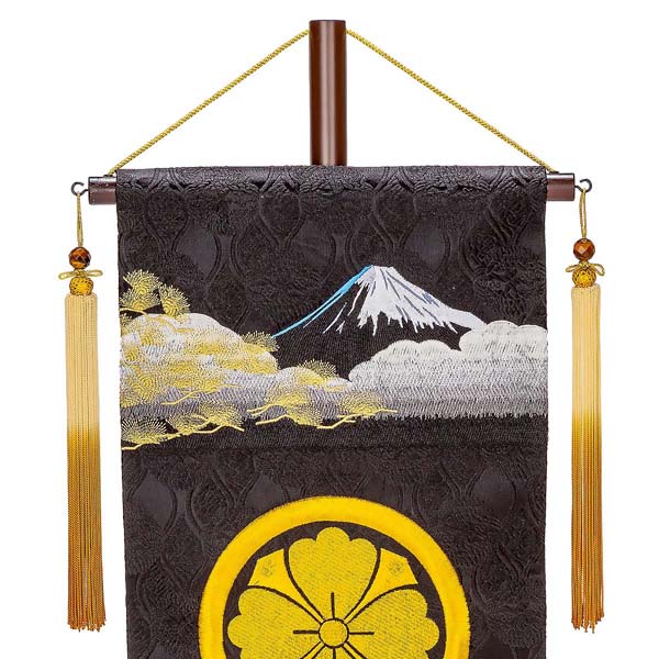 刺繍仕立て名前旗飾り 白鷹と龍（特大） 毛せん付 ※名前・生年月日・家紋部分は刺繍